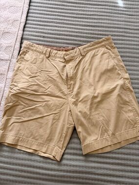 Tommy Bahama Light Tan Flat Front Men’s Shorts